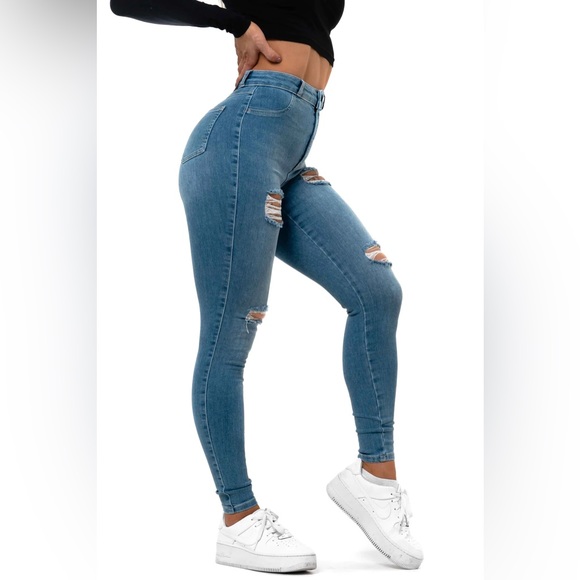 Fit Jeans - Picture 1 of 9